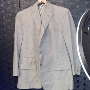 Blue label Classic Gray Men's 3pc polo suit size 48/6R 100%  virgin woo